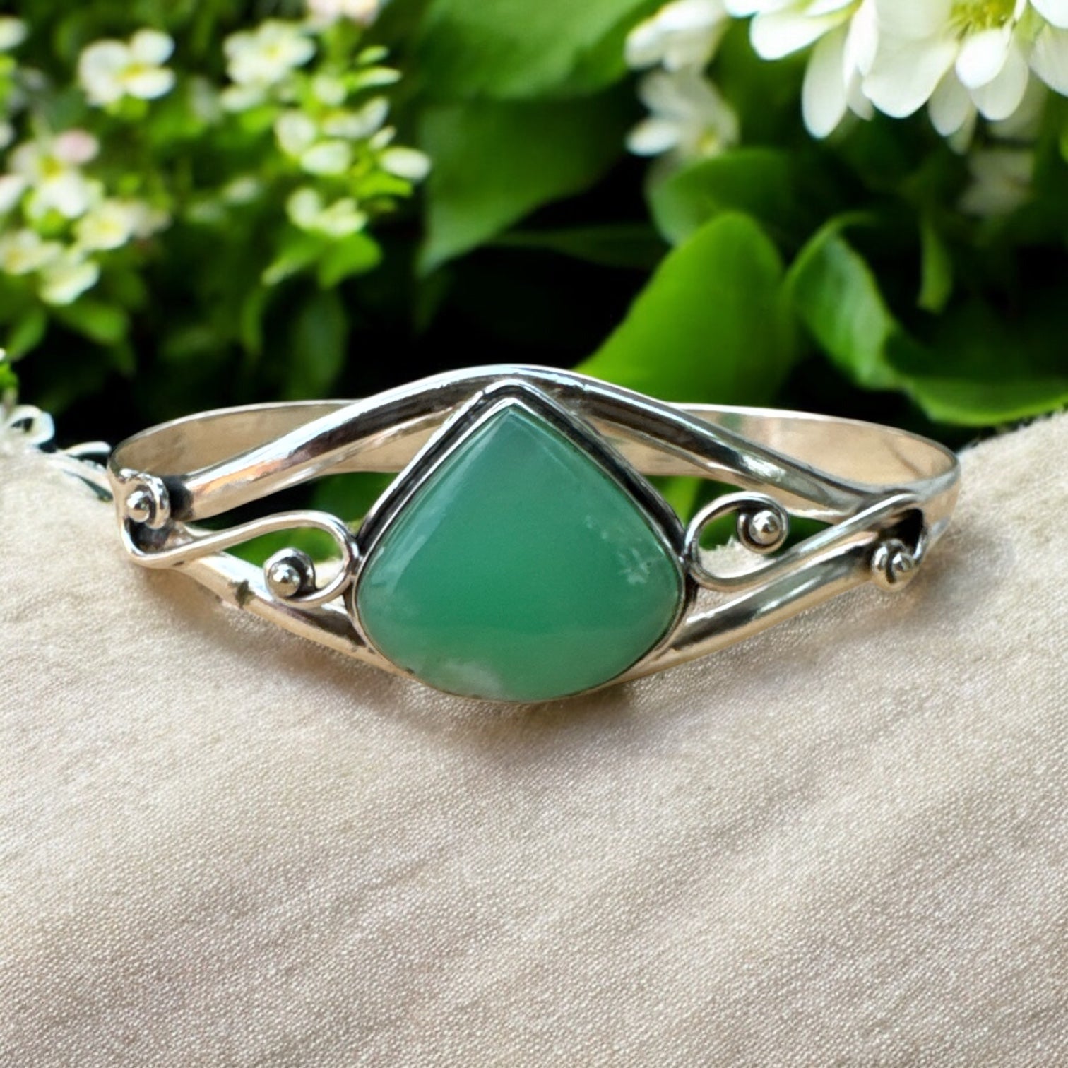 Chrysoprase Solid 925 Sterling Silver Cuff Bracelet