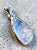 Rainbow Moonstone Solid 925 Sterling Silver Pendant